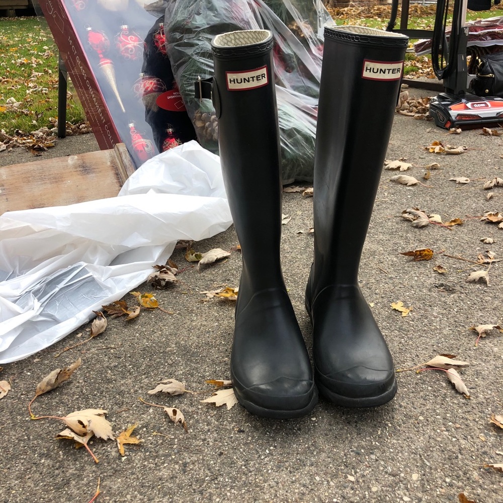 Black Hunter Boots